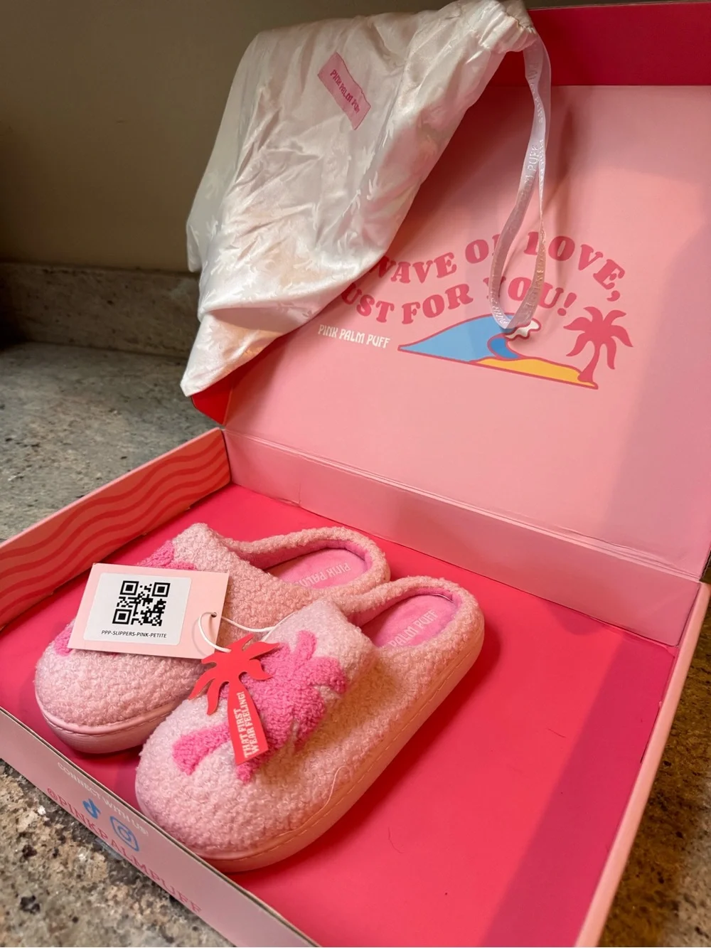 Pink Palm Puff plush pink